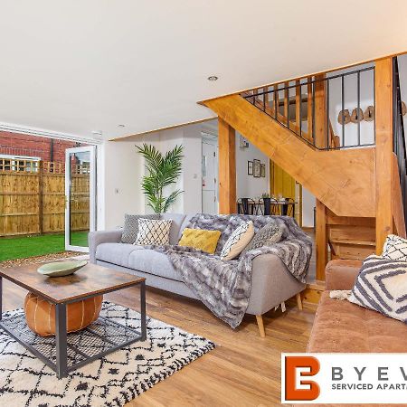 Byevo Oswestry Barn - Quirky Romantic Retreat Or Cosy Contractor Base Zewnętrze zdjęcie