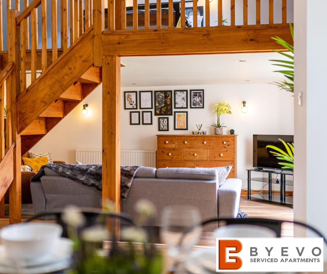 Byevo Oswestry Barn - Quirky Romantic Retreat Or Cosy Contractor Base Zewnętrze zdjęcie