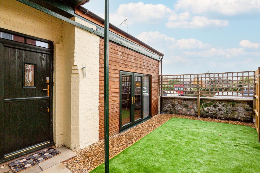 Byevo Oswestry Barn - Quirky Romantic Retreat Or Cosy Contractor Base Zewnętrze zdjęcie